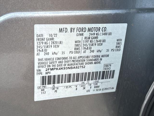 2022 Ford Edge Titanium