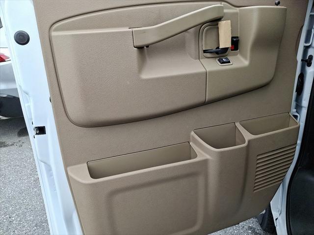 2025 Chevrolet Express Cargo Van RWD 3500 Regular Wheelbase WT