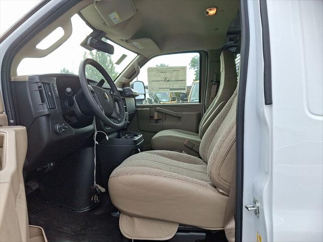 2025 Chevrolet Express Cargo Van RWD 3500 Regular Wheelbase WT