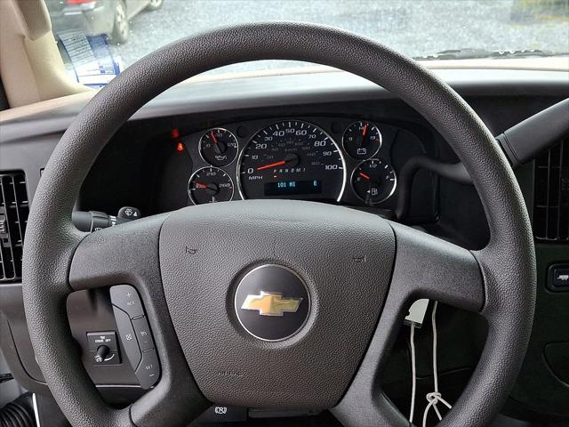 2025 Chevrolet Express Cargo Van RWD 3500 Regular Wheelbase WT
