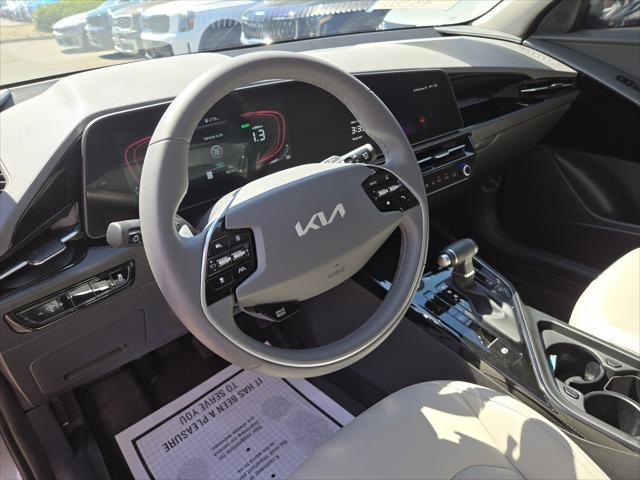 2025 Kia Niro EX