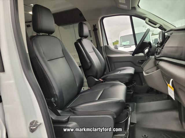 2025 Ford Transit Cargo Van Base