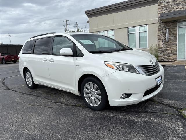 2017 Toyota Sienna Limited 7 Passenger