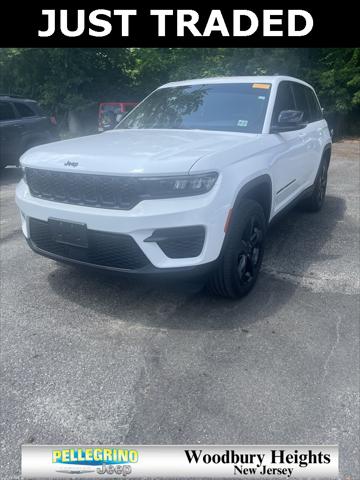 2022 Jeep Grand Cherokee Altitude 4x4
