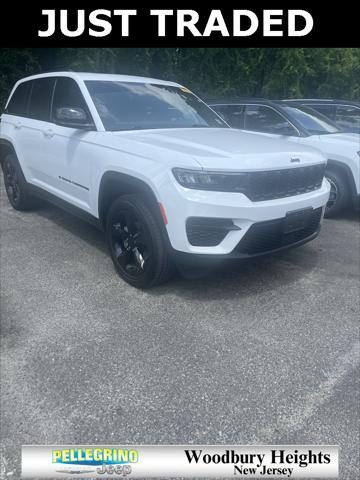 2022 Jeep Grand Cherokee Altitude 4x4