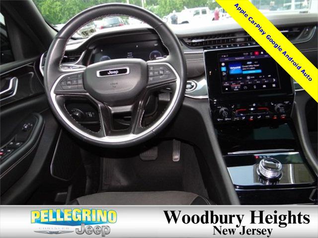 2022 Jeep Grand Cherokee Altitude 4x4 2022 Jeep Grand Cherokee Altitude 4x4