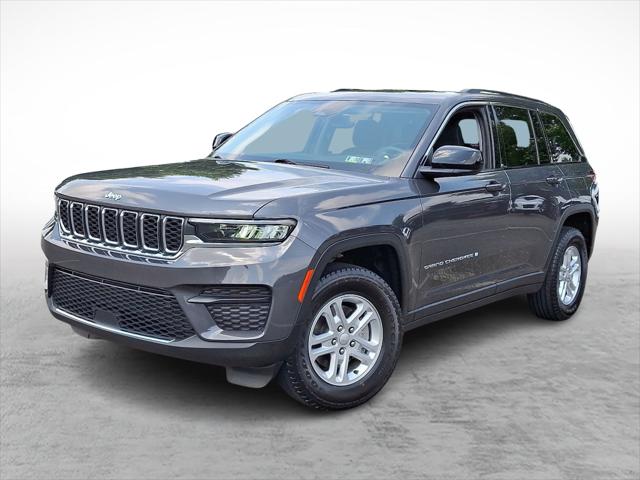 2022 Jeep Grand Cherokee Laredo 4x4