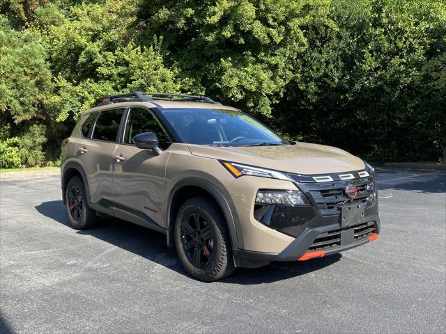 2025 Nissan Rogue Rock Creek
