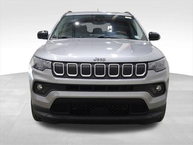 2022 Jeep Compass Latitude FWD