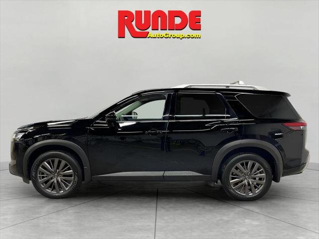 2022 Nissan Pathfinder SL 4WD