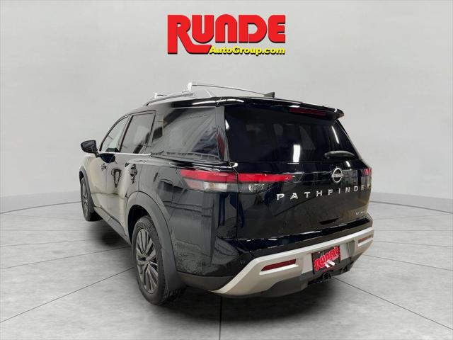 2022 Nissan Pathfinder SL 4WD