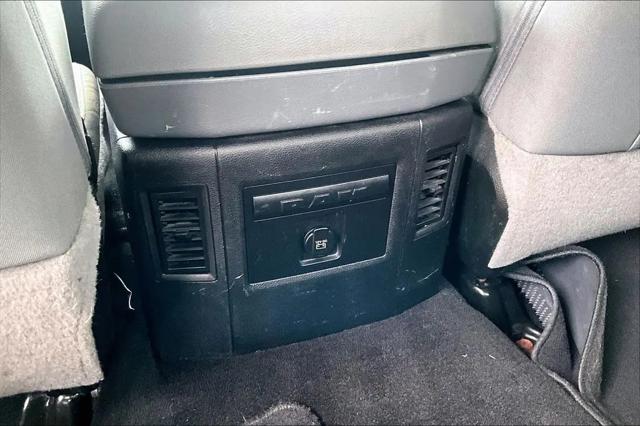 2018 Ram 1500 Big Horn Crew Cab 4x4 5'7" Box