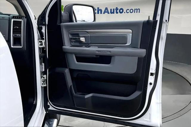 2018 Ram 1500 Big Horn Crew Cab 4x4 5'7" Box