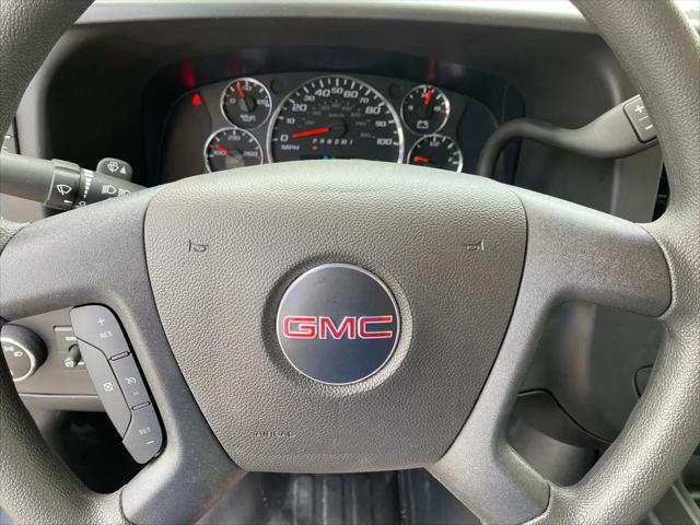 2025 GMC Savana Cutaway Work Van