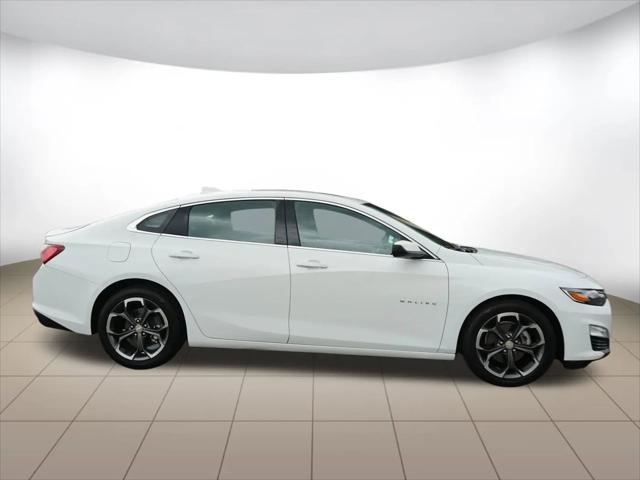 2022 Chevrolet Malibu FWD LT