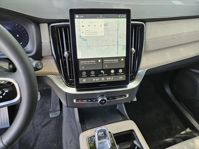 2026 Volvo XC90 Plus, B6 AWD Gas (mild hybrid), Gasoline, Bright, 7 Seats