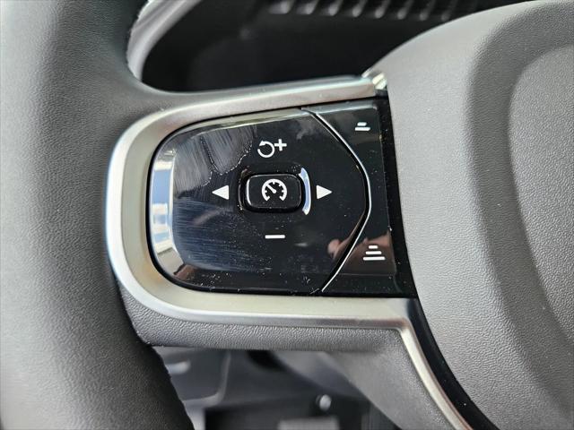 2026 Volvo XC90 Plus, B6 AWD Gas (mild hybrid), Gasoline, Bright, 7 Seats