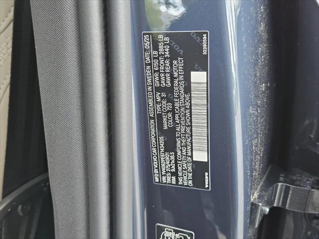 2026 Volvo XC90 Plus, B6 AWD Gas (mild hybrid), Gasoline, Bright, 7 Seats