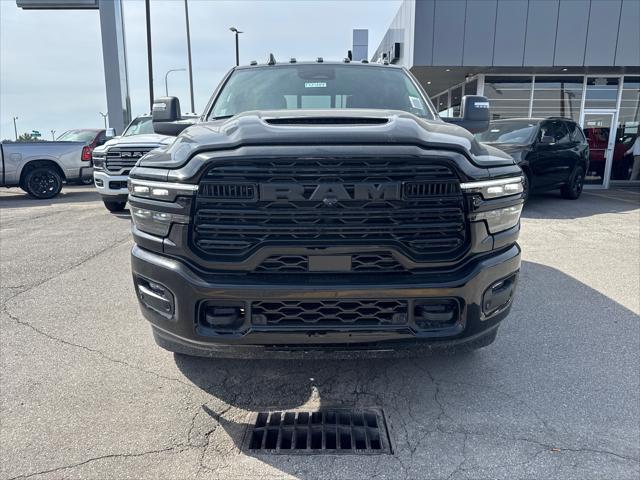 2025 Ram 3500 Laramie Crew Cab 4x4 8' Box