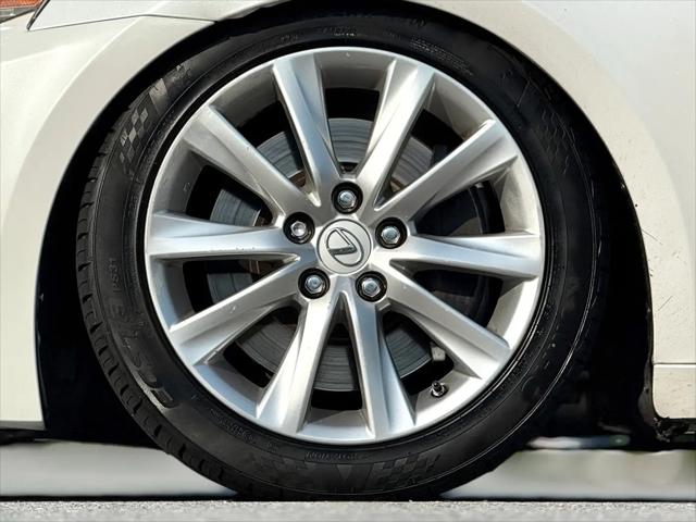 2016 Lexus IS 200t IS 200t