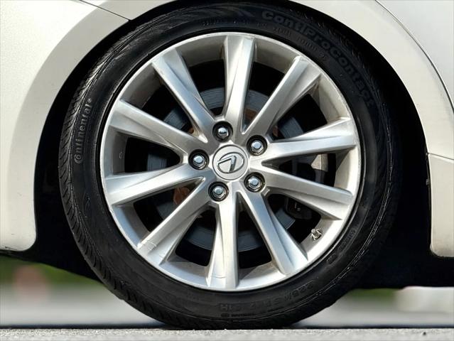2016 Lexus IS 200t IS 200t