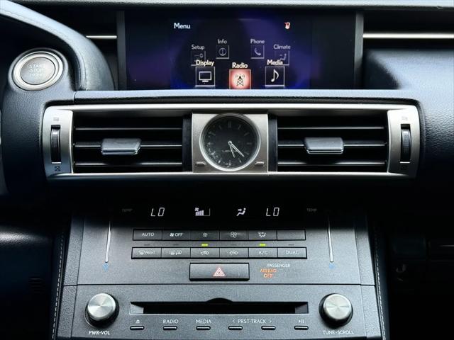 2016 Lexus IS 200t IS 200t