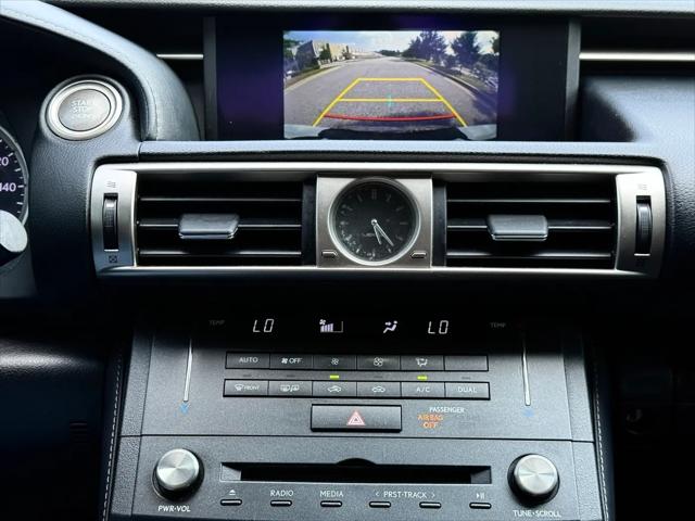 2016 Lexus IS 200t IS 200t