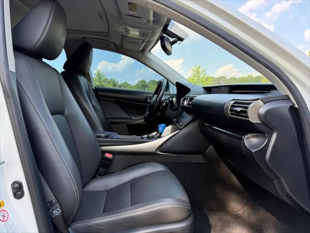 2016 Lexus IS 200t IS 200t