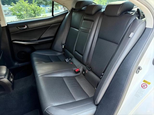 2016 Lexus IS 200t IS 200t