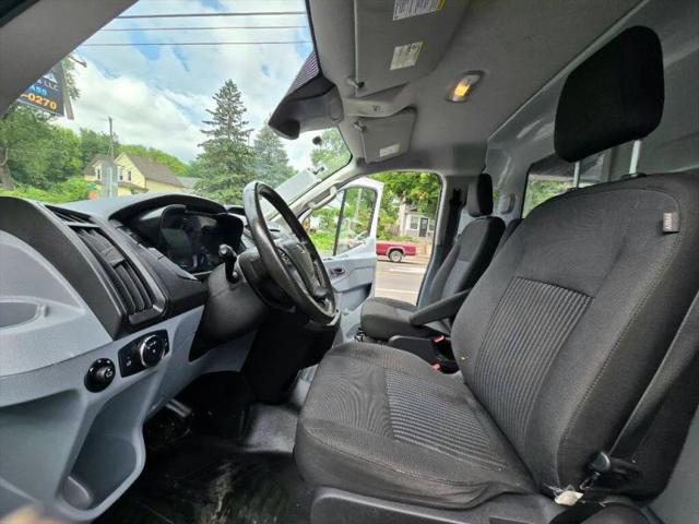 2019 Ford Transit w/Sliding Side Door w/RWB