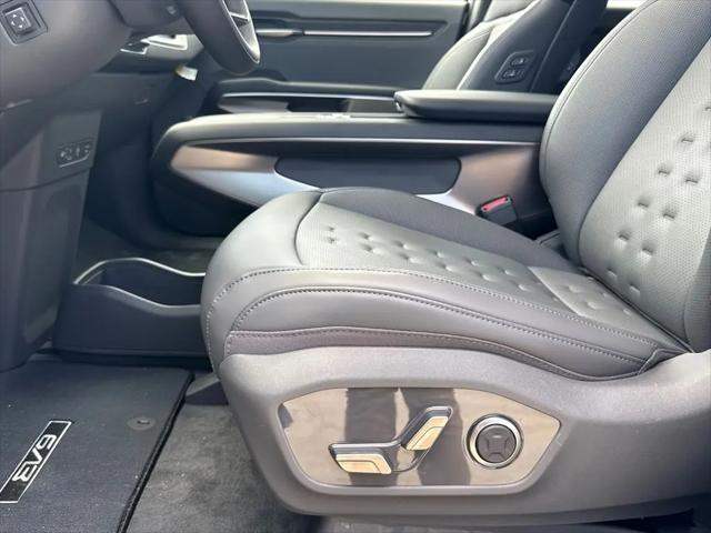 2026 Kia EV9 Wind
