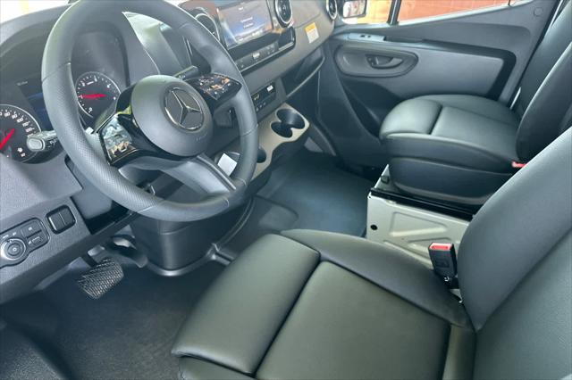 2025 Mercedes-Benz Sprinter 2500 Standard Roof 4-Cyl Diesel HO