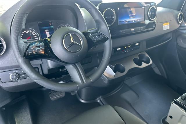 2025 Mercedes-Benz Sprinter 2500 Standard Roof 4-Cyl Diesel HO