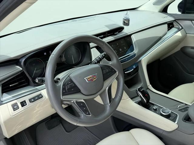 2021 Cadillac XT5 FWD Premium Luxury