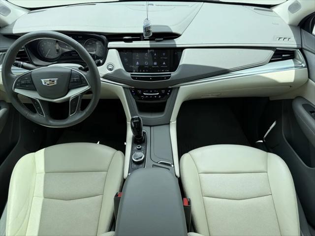 2021 Cadillac XT5 FWD Premium Luxury
