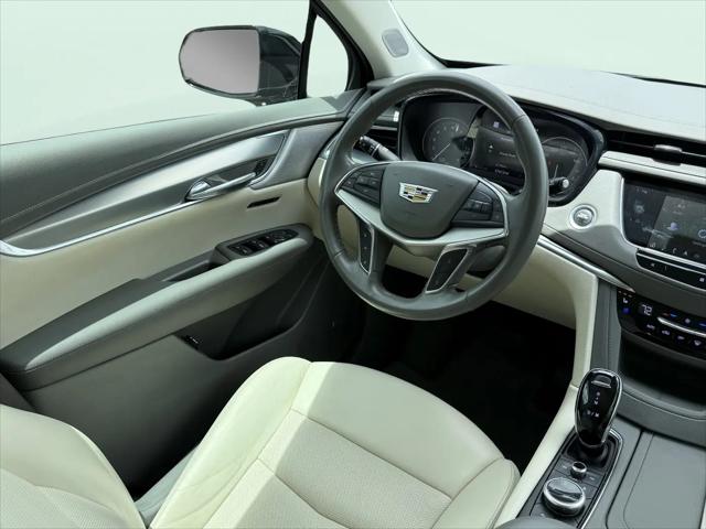 2021 Cadillac XT5 FWD Premium Luxury