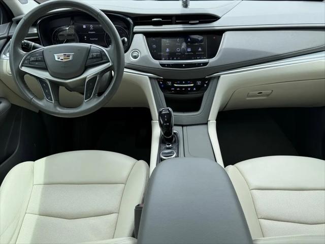 2021 Cadillac XT5 FWD Premium Luxury