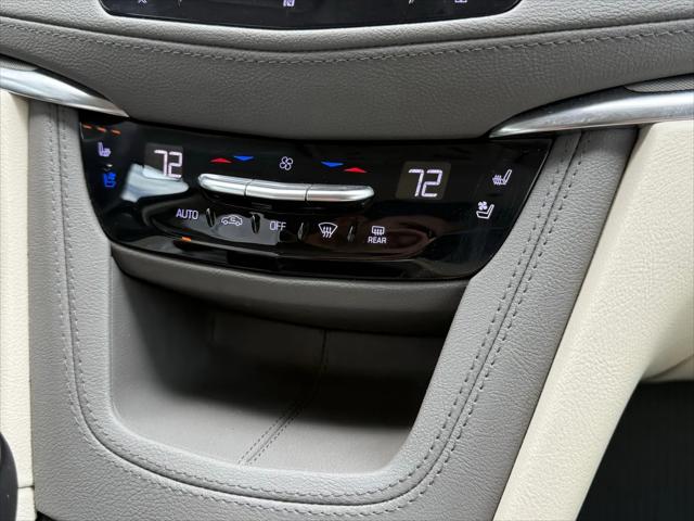 2021 Cadillac XT5 FWD Premium Luxury