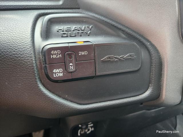 2020 RAM 3500 Big Horn Crew Cab 4x4 8 Box 2020 RAM 3500 Big Horn Crew Cab 4x4 8 Box