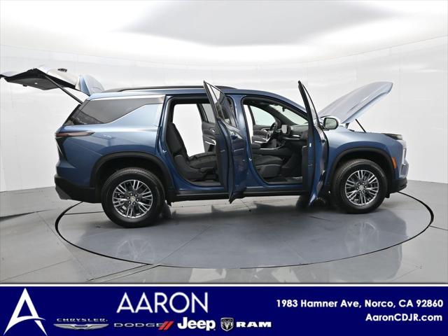 2025 Chevrolet Traverse FWD LT