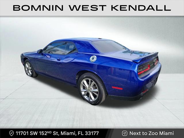 2022 Dodge Challenger SXT AWD