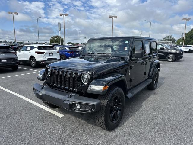 2023 Jeep Wrangler 4-Door Sahara Altitude 4x4