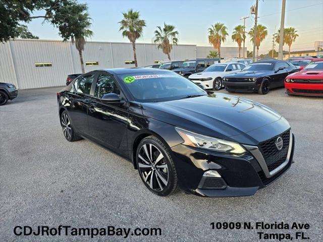 2022 Nissan Altima SR FWD