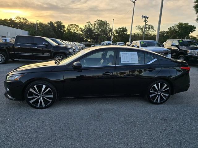 2022 Nissan Altima SR FWD
