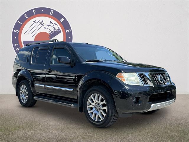 2009 Nissan Pathfinder LE