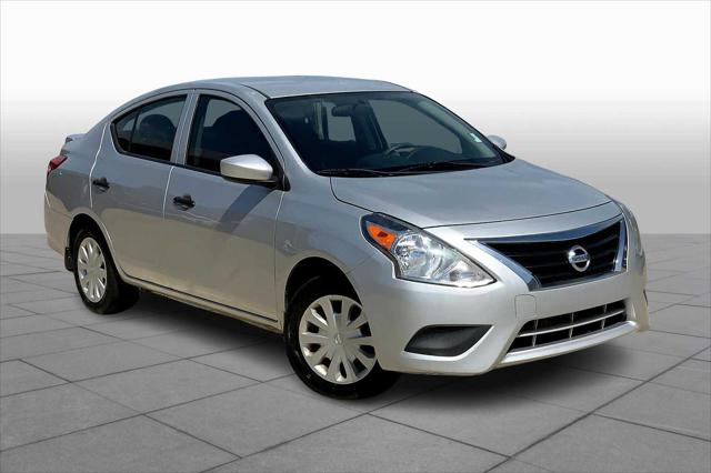 2017 Nissan Versa 1.6 S+