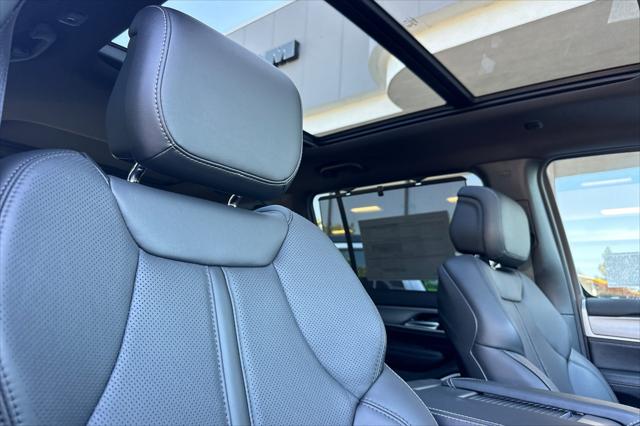 2025 Jeep Wagoneer Series II 4x4