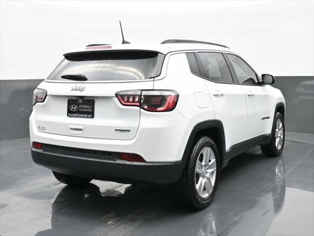 2022 Jeep Compass Latitude FWD
