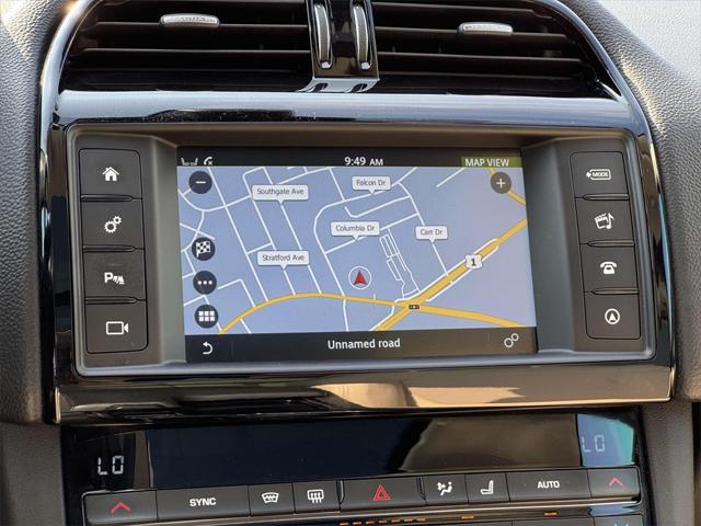 2018 Jaguar F-PACE 25t Premium