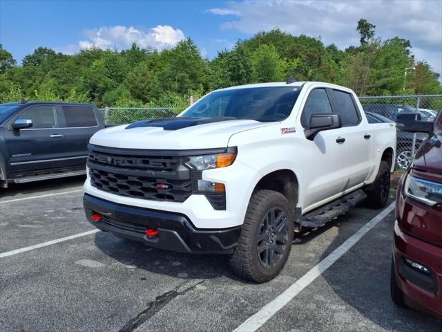 2024 Chevrolet Silverado 1500 4WD Crew Cab Short Bed Custom Trail Boss